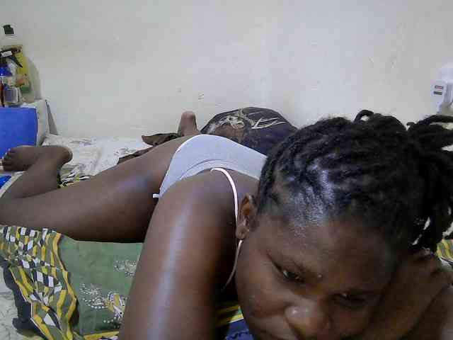 adara-lee webcam