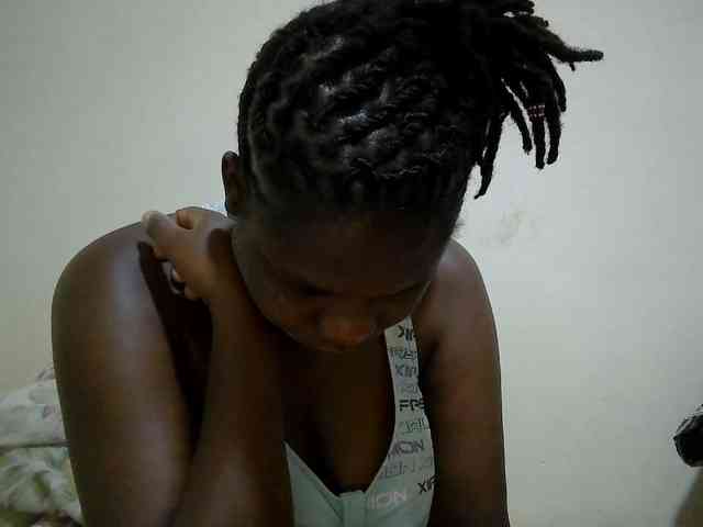 adara-lee webcam