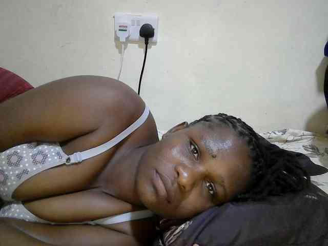 adara-lee webcam