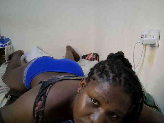 adara-lee webcam