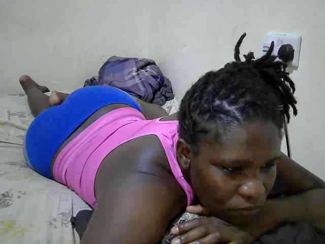 adara-lee webcam