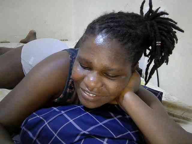 adara-lee webcam