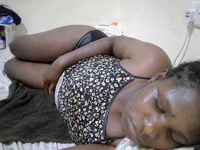 adara-lee webcam
