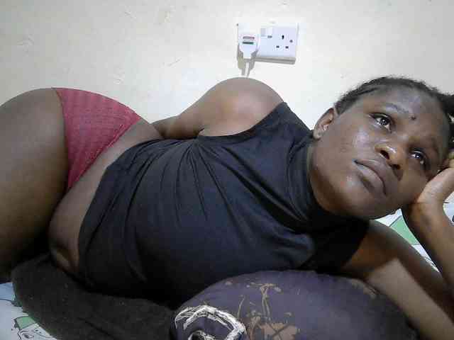 adara-lee webcam