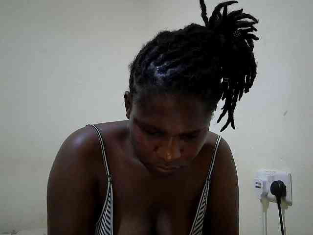 adara-lee webcam