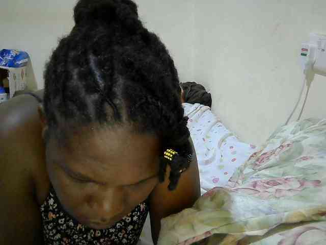 adara-lee webcam