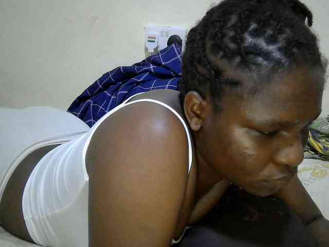 adara-lee webcam