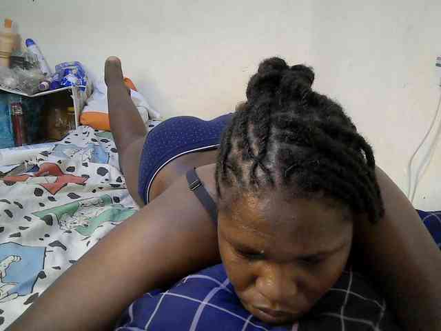adara-lee webcam
