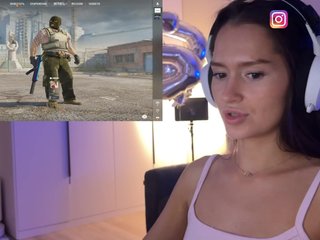 whiteTEA Porn Show