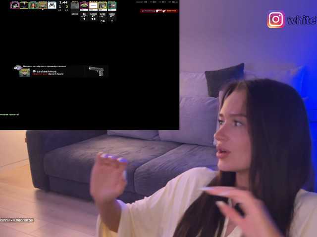 whiteTEAa live cam on BongaCams