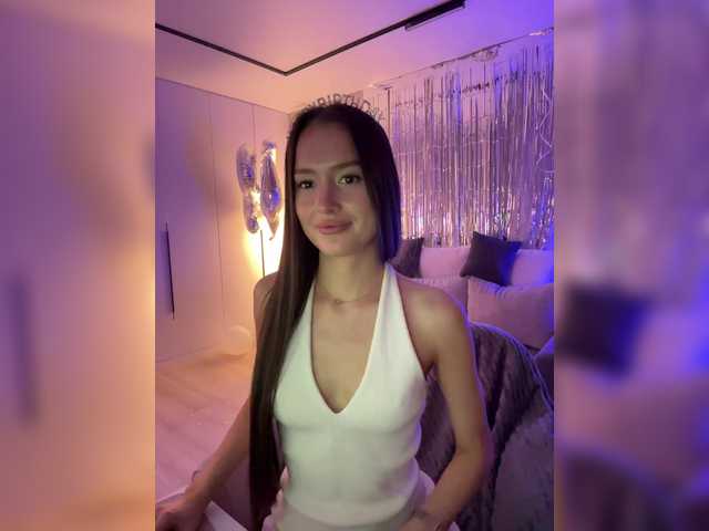 whiteteaa live sex show