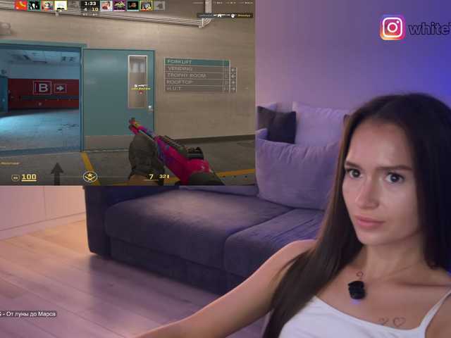 whiteTEAa live cam on BongaCams