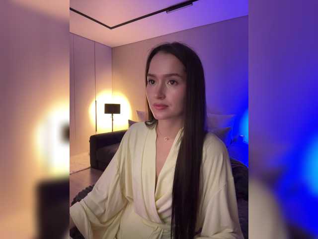 whiteTEAa live cam on BongaCams