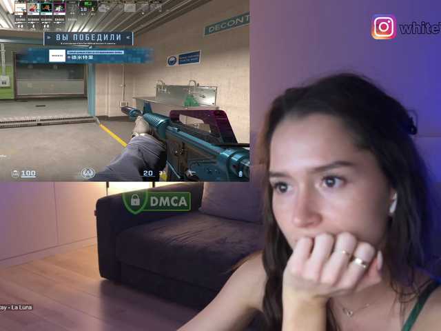 whiteTEAa live cam on BongaCams