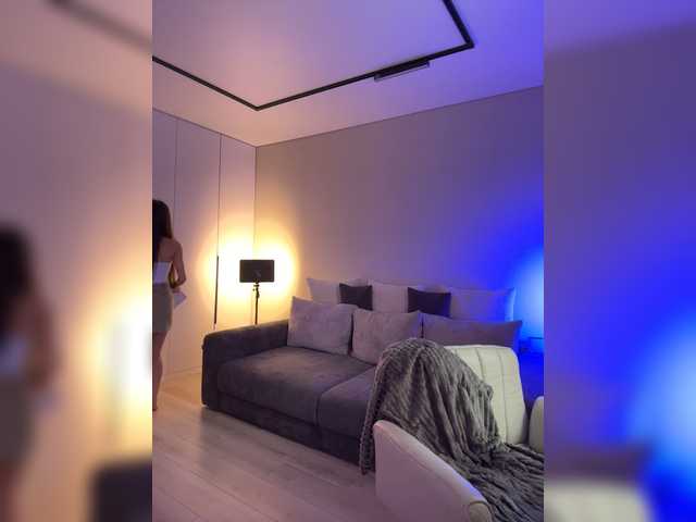 whiteTEAa live cam on BongaCams