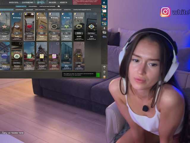 whiteTEAa live cam on BongaCams