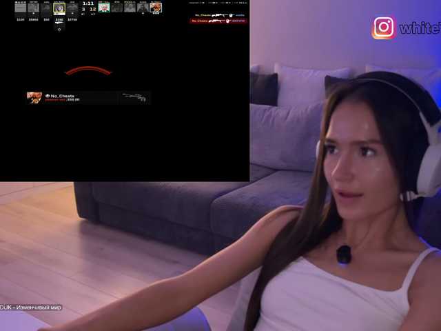 whiteTEA live webcam show