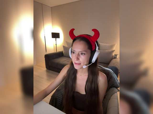 whiteTEAa