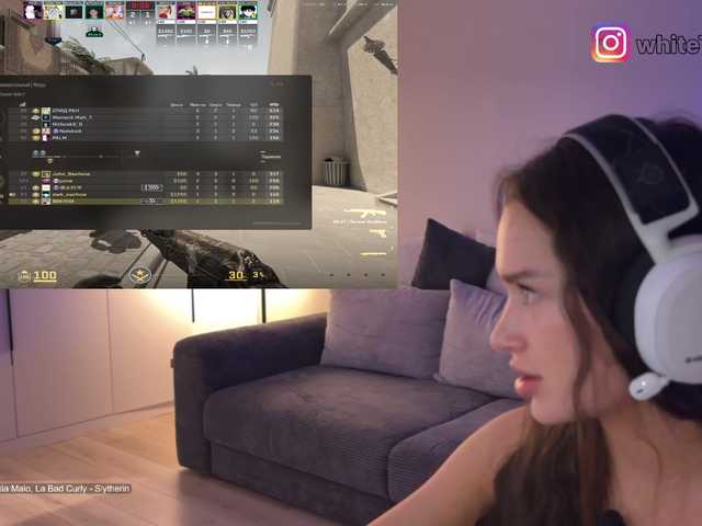 whiteTEAa live cam on BongaCams