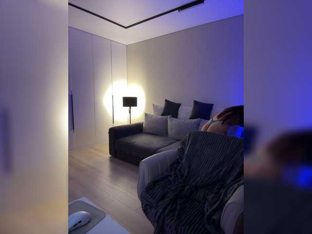 whiteTEA live webcam show