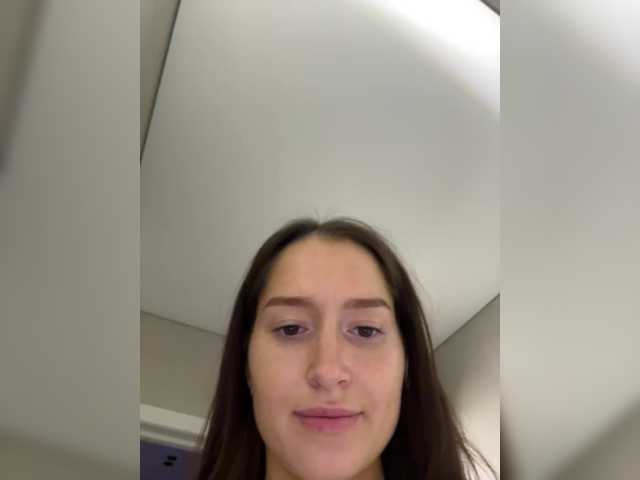 whiteTEAa live webcam show