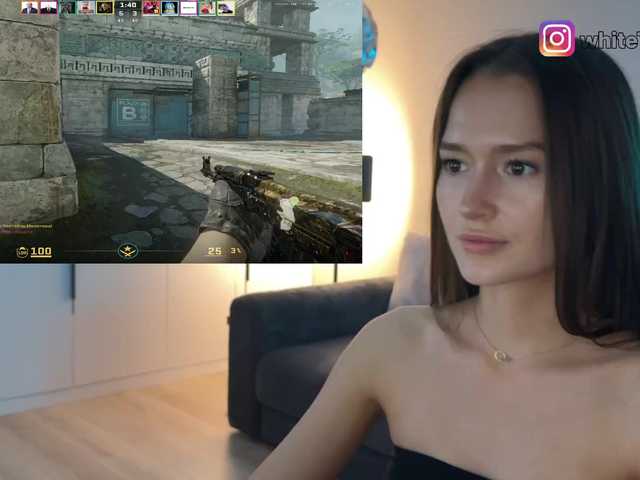 whiteTEAa live cam on BongaCams