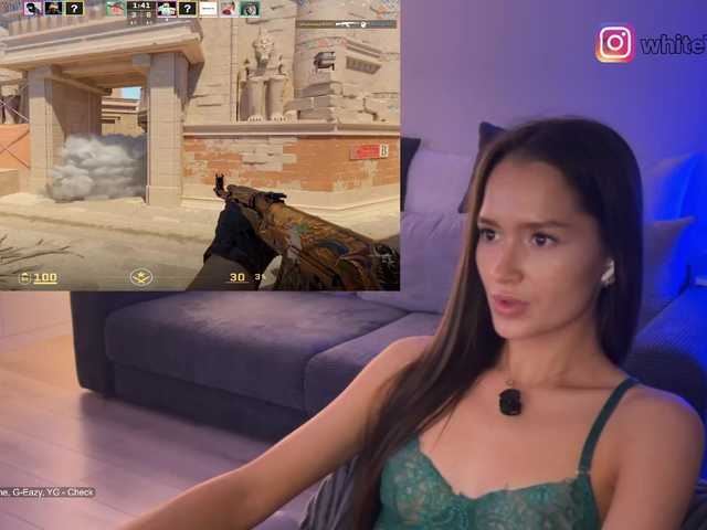 whiteTEA live webcam show