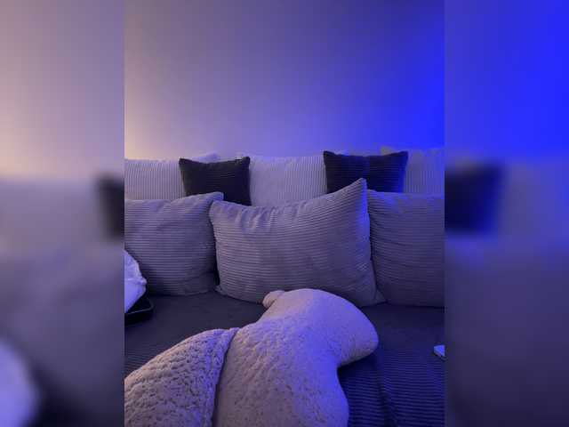 go to chat with whiteTEA