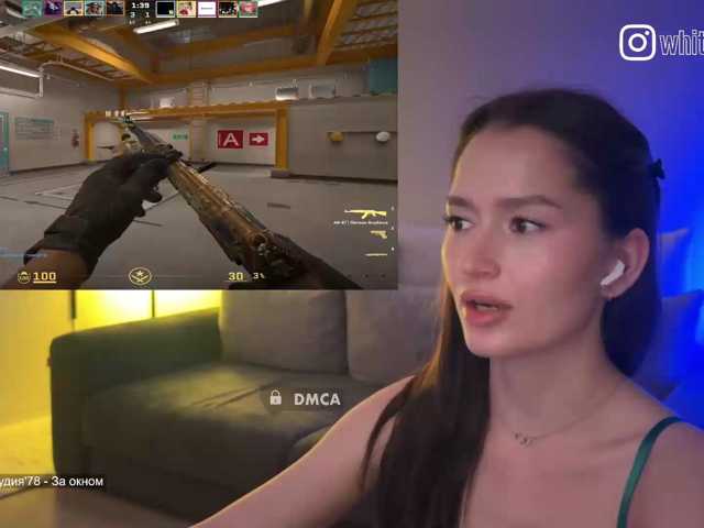 whiteTEA live cam