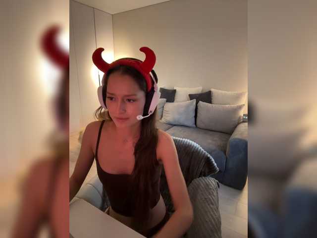 whiteTEAa