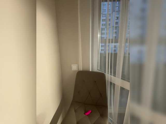 whiteTEAa live cam on BongaCams