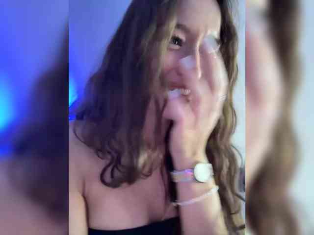 whiteTEA webcam