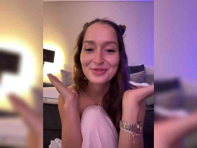 whiteTEA webcam
