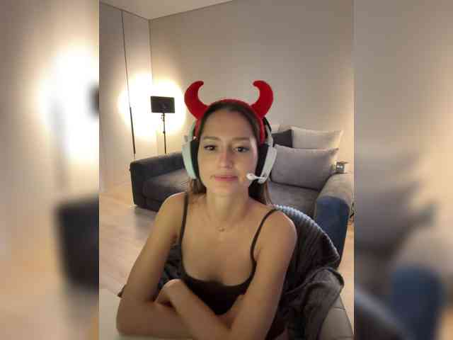 whiteTEAa