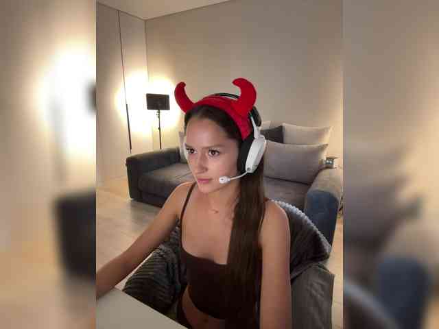 whiteTEA webcam