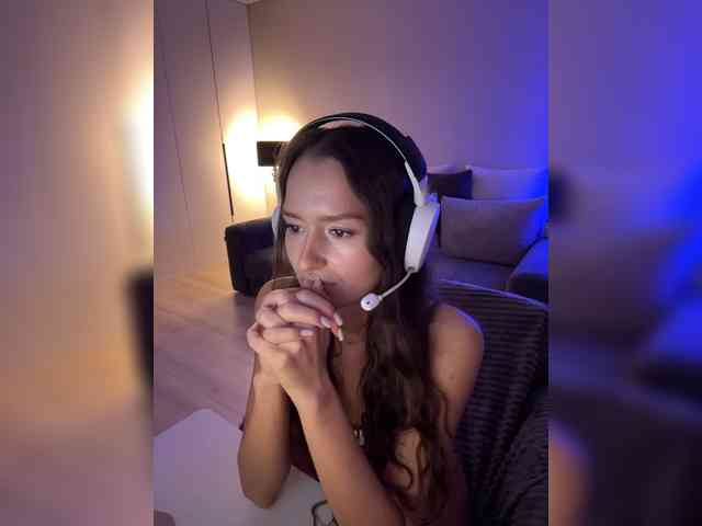 whiteTEA webcam