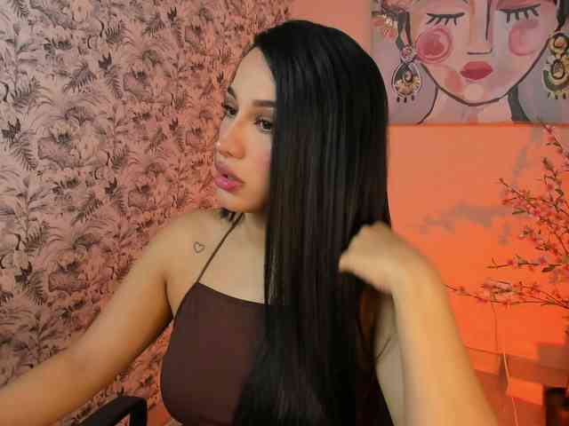 Model: Angelvicky