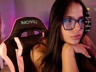OliviaGomez Porn Show