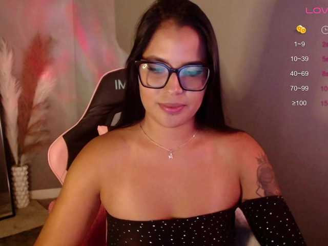 OliviaGomez webcam