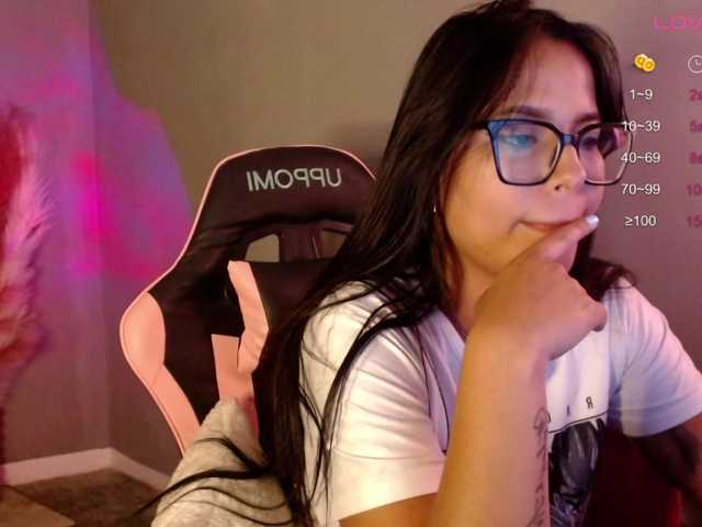 OliviaGomez webcam