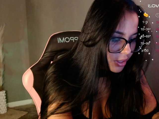 OliviaCarter1 live cam on BongaCams