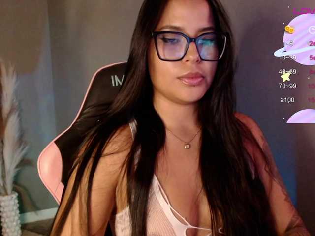OliviaCarter1