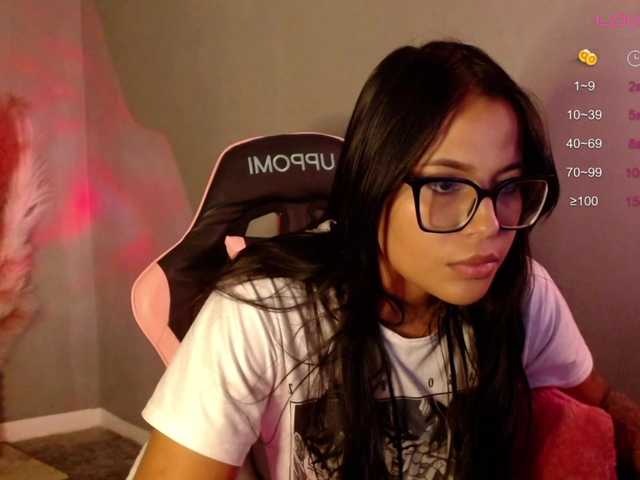 OliviaGomez webcam