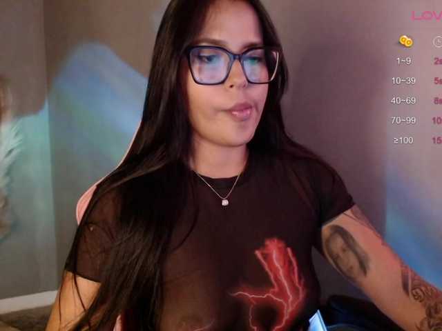 OliviaGomez webcam