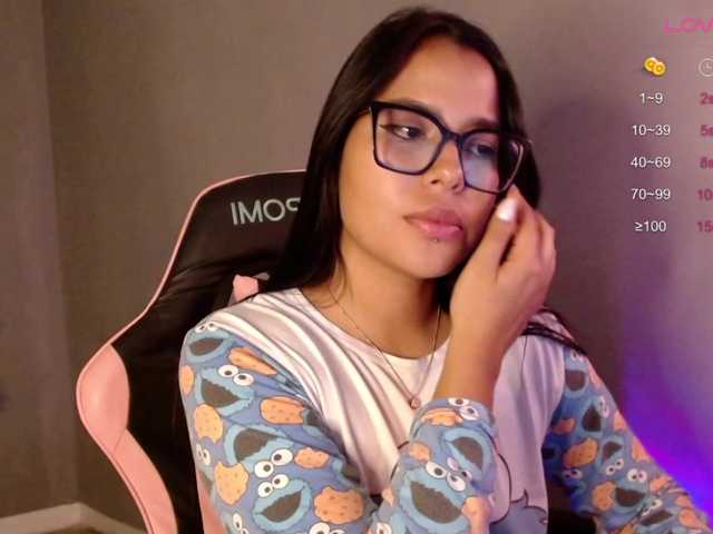 OliviaCarter1