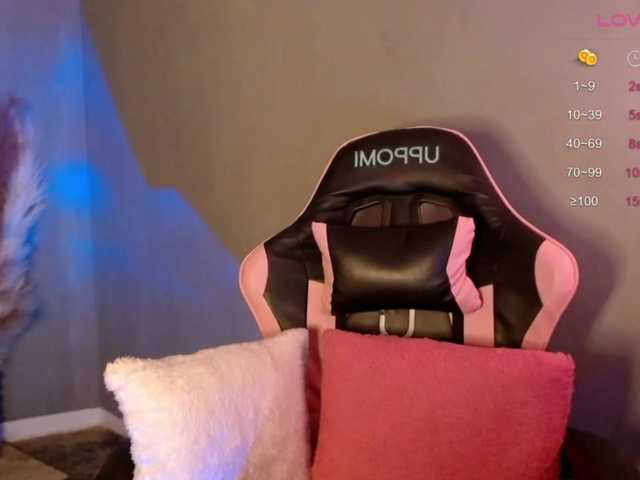 OliviaGomez webcam
