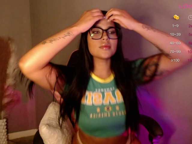 OliviaGomez webcam