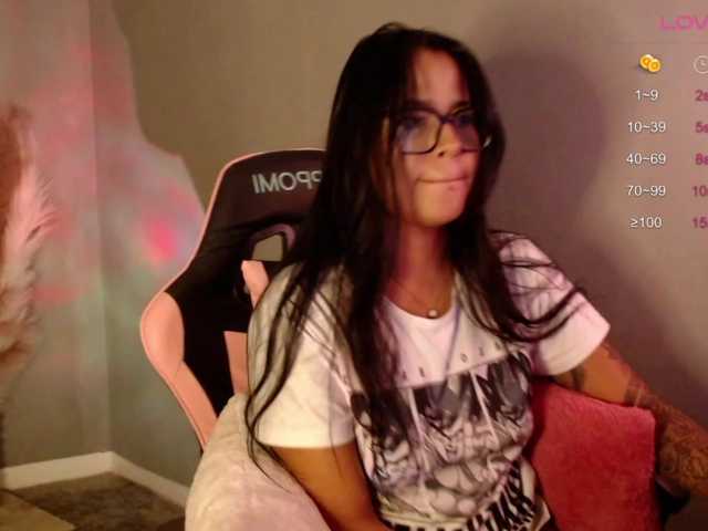 OliviaGomez webcam