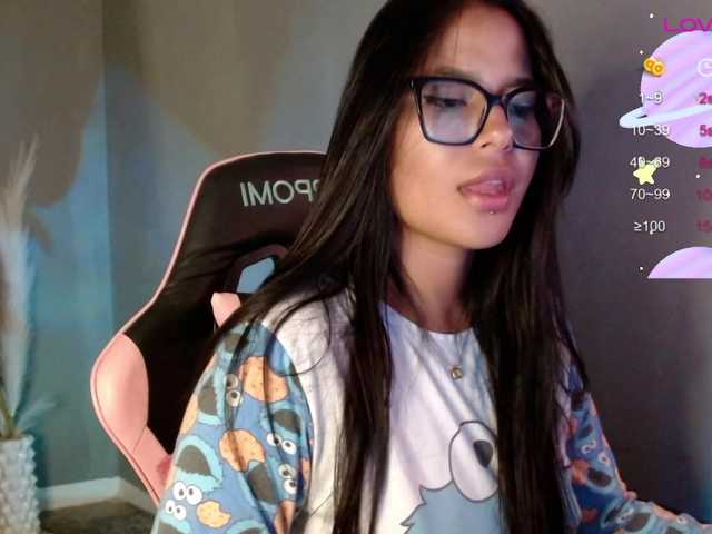 OliviaGomez live cam preview