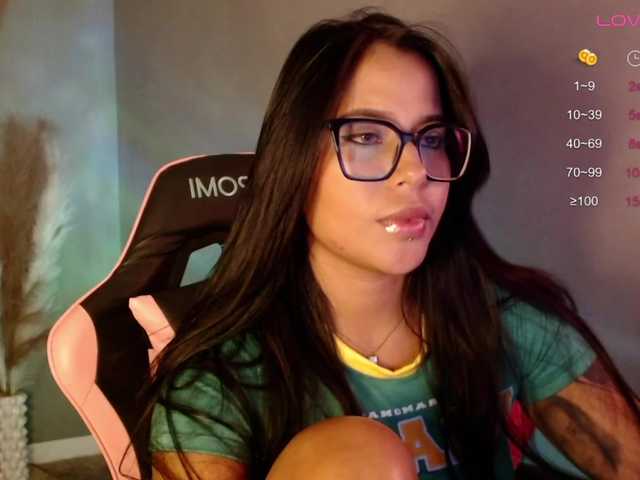OliviaGomez webcam